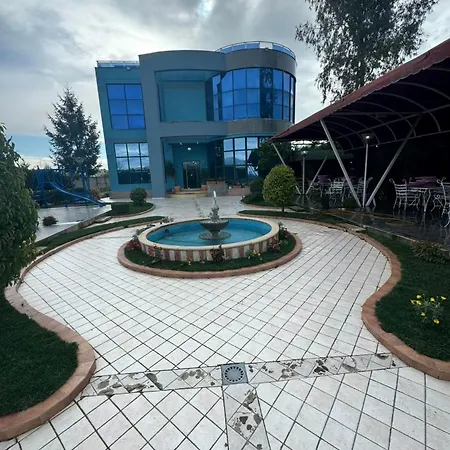 Kleo Hotel